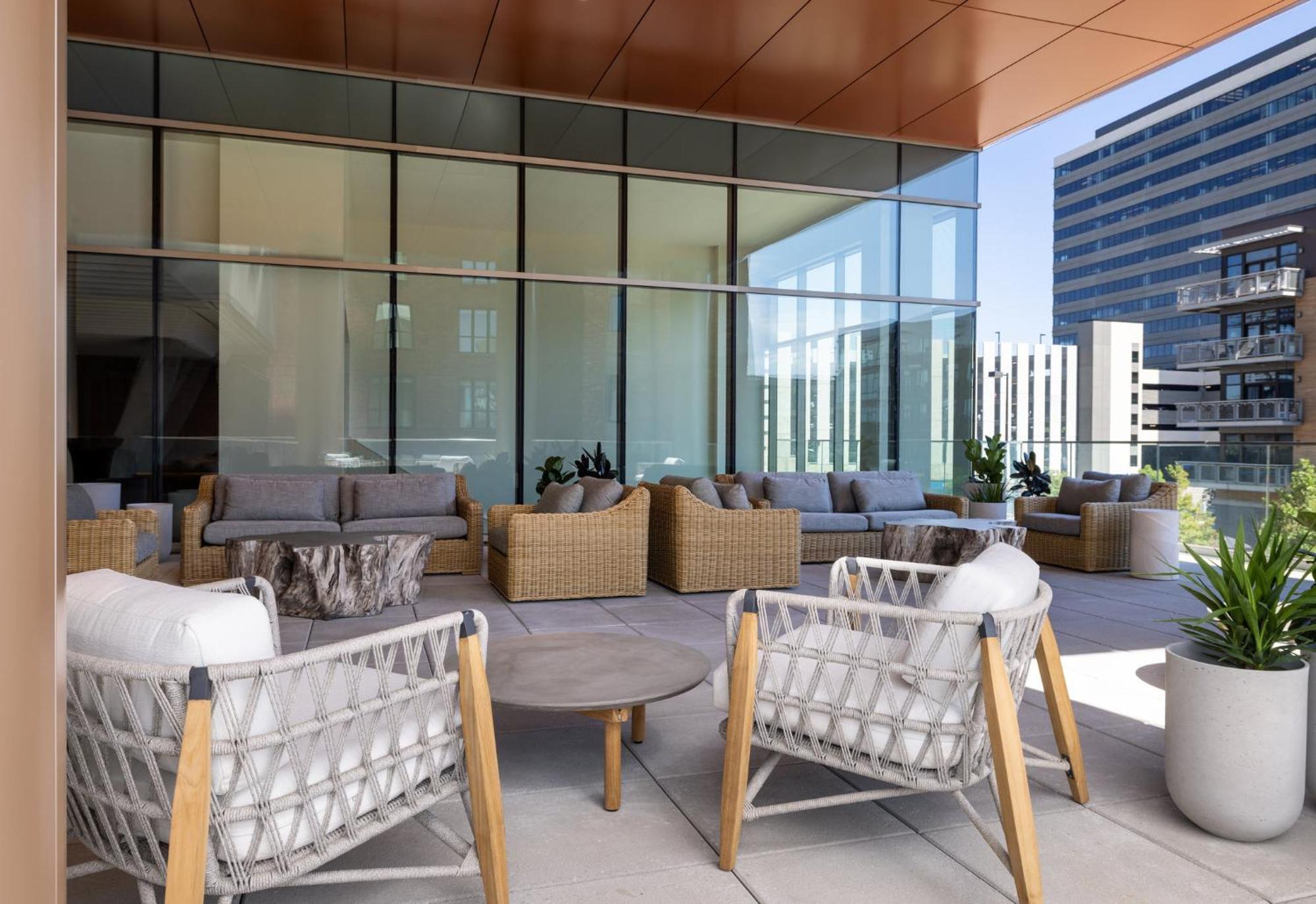 Kimpton Claret Hotel By Ihg Denver Bagian luar foto