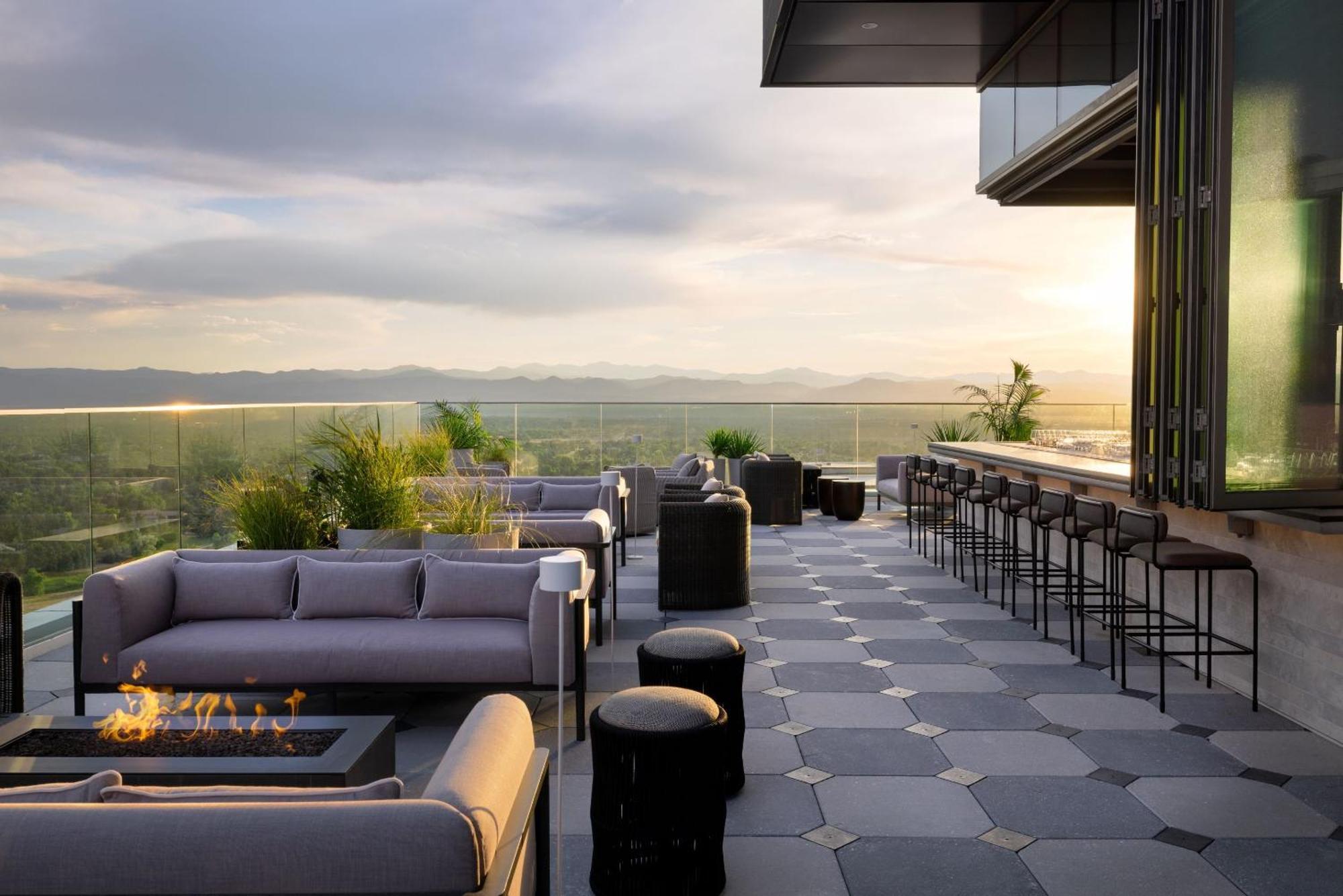 Kimpton Claret Hotel By Ihg Denver Bagian luar foto